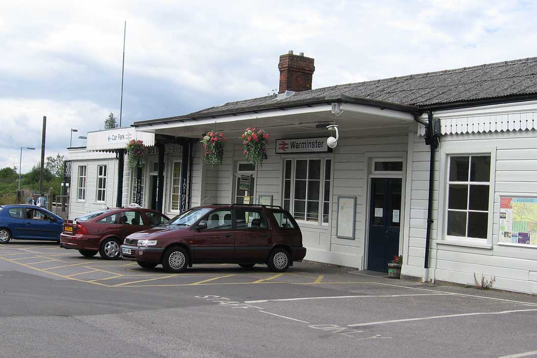 Warminster railway station in western Wiltshire. (Photo: Self-Made [CC BY-SA 3.0])