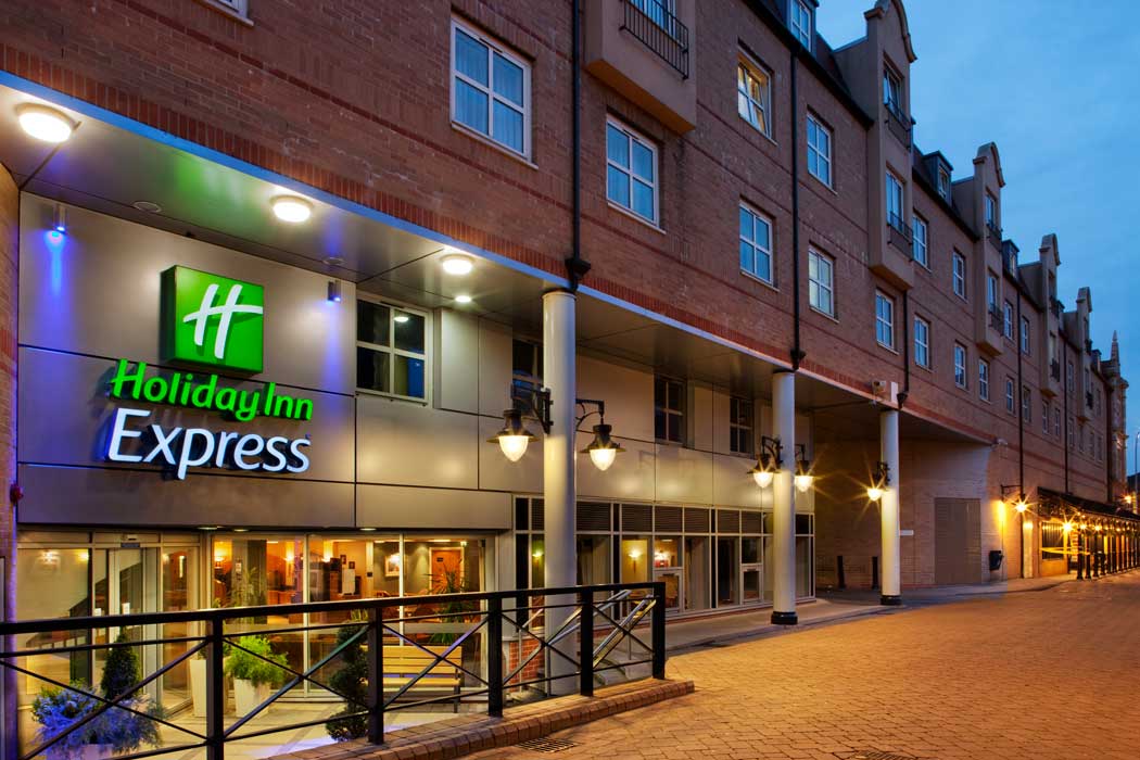 The Holiday Inn Express London - Hammersmith has a convenient location in Hammersmith with easy access to Central London. (Photo: IHG)