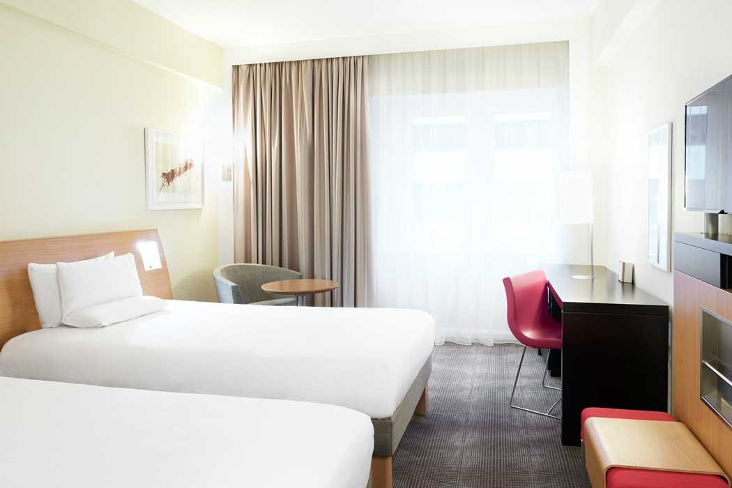 One of the hotel's twin rooms. (Photo: ALL – Accor Live Limitless)