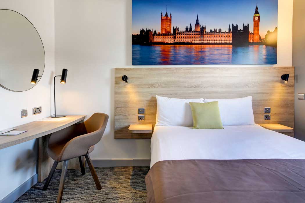 A guest room at the ibis Styles London Excel hotel. (Photo: ALL – Accor Live Limitless)