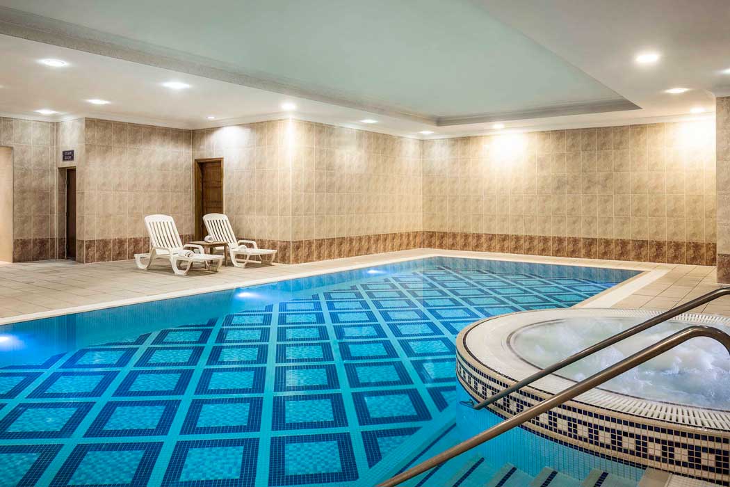 Guests have access to a heated indoor swimming pool in an annexe across the street. (Photo: ALL – Accor Live Limitless)
