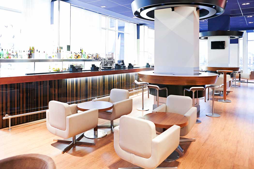 The hotel bar. (Photo: ALL – Accor Live Limitless)