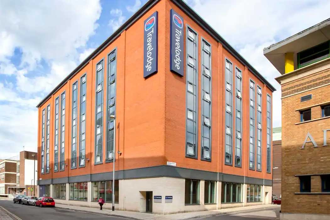 The Travelodge Bristol Central Mitchell Lane hotel is a modern budget hotel located in Redcliffe, around midway between the railway station and the city centre. (Photo © Travelodge)