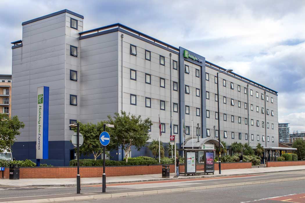The Holiday Inn Express London-Royal Docks is a modern hotel close to Canning Town tube station, which has excellent transport connections into Central London. (Photo: IHG)