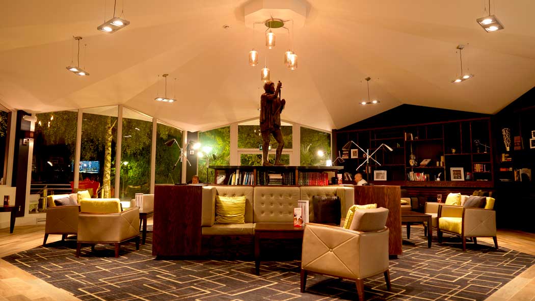 This part of the lounge bar has a better atmosphere. (Photo: IHG) 