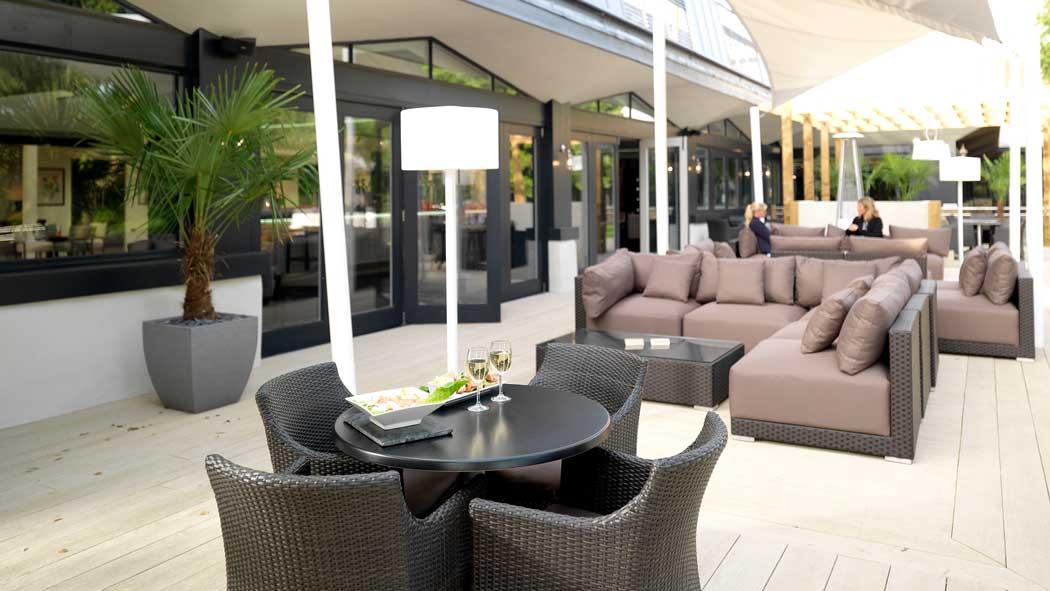 The outdoor terrace offers lovely views of the River Avon. (Photo: IHG)
