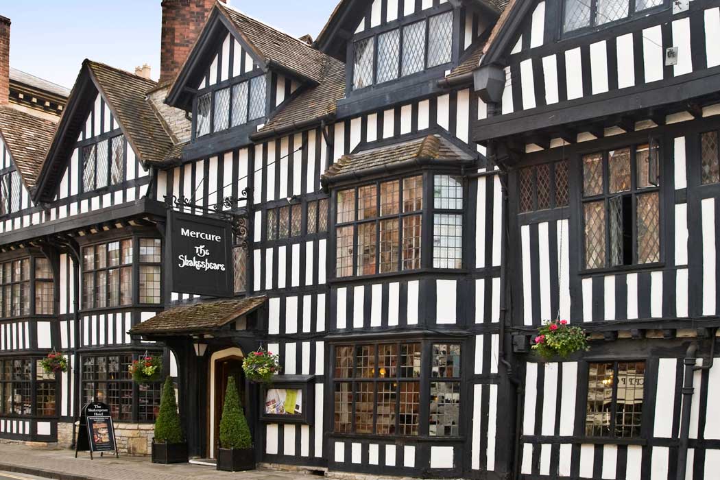 The Mercure Stratford-upon-Avon Shakespeare Hotel is a very centrally located hotel in a historic building dating back to Shakespeare’s day. (Photo: ALL – Accor Live Limitless)