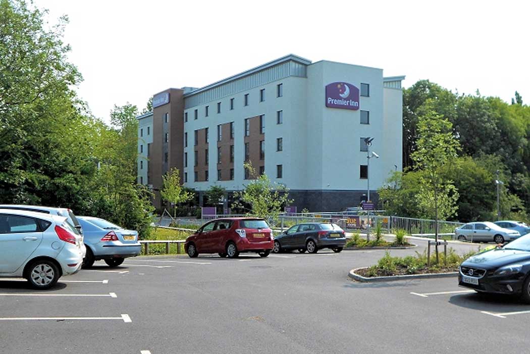 Premier Inn Warwick is a good value accommodation option, around 2km (1¼ miles) northwest of the town centre. (Photo: David Dixon [CC BY-SA 2.0])