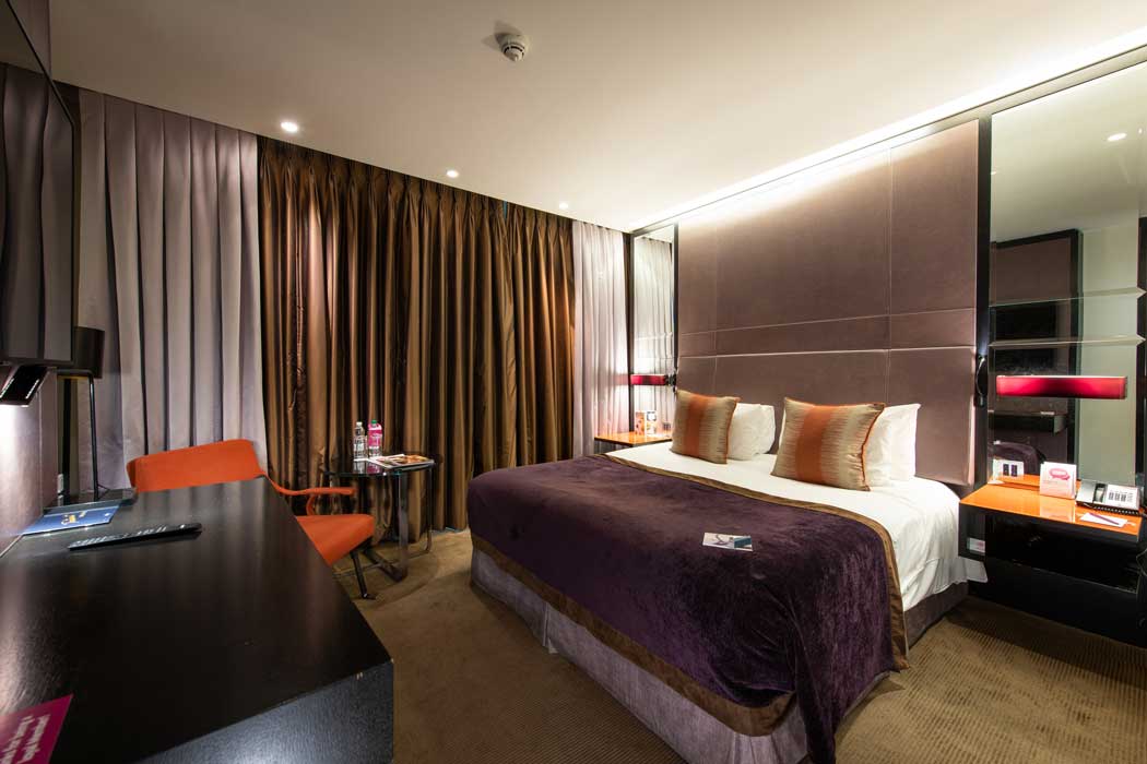 A guest room at the Crowne Plaza London Battersea. (Photo: IHG)