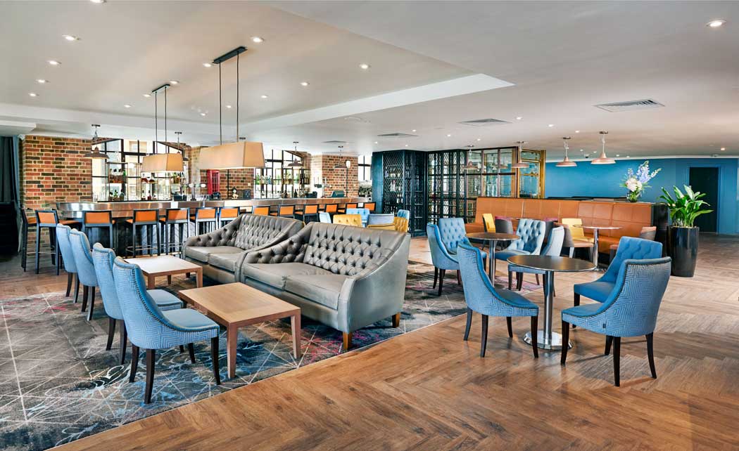 The hotel’s lounge bar. (Photo © 2020 Hilton)