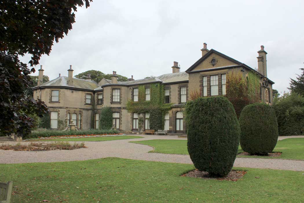 Lotherton Hall is a large country house, a 20-minute drive from Leeds city centre. (Photo: Chris Heaton [CC BY-SA 2.0])