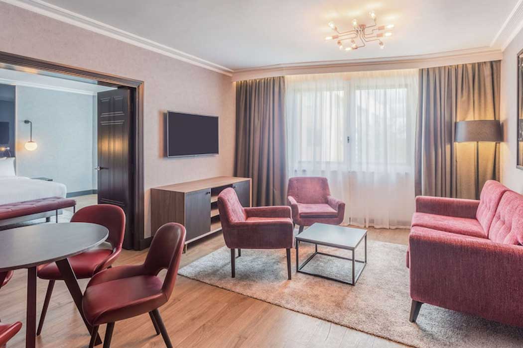 The living area in one of the hotel's executive suites. Guests staying in suites also have access to the hotel's executive lounge.  (Photo: Radisson Hotel Group)