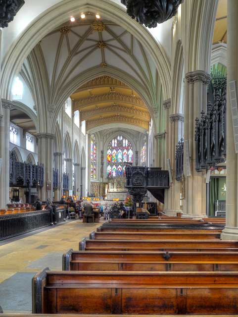 The interior of the Minster and Parish Church of St Peter-at-Leeds. When it was built in the mid-19th century, it was the largest church built in England since Sir Christopher Wren’s St Paul’s Cathedral. (Photo: David Dixon [CC BY-SA 2.0])
