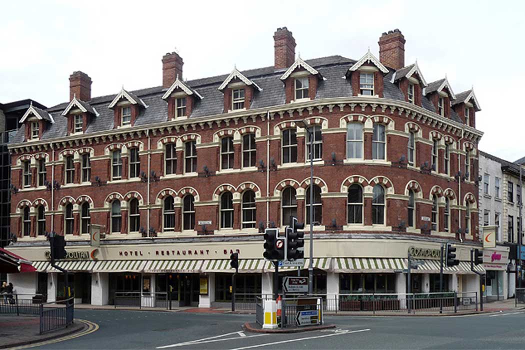 The Cosmopolitan Hotel is a well-established hotel with a brilliant location in the heart of Leeds city centre. (Photo: Stephen Richards [CC BY-SA 2.0])