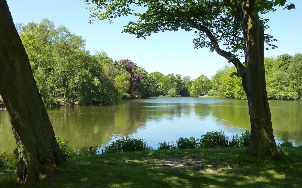 The Lower Lake at Nostell Priory. (Photo: Wehha [CC BY-SA 3.0])