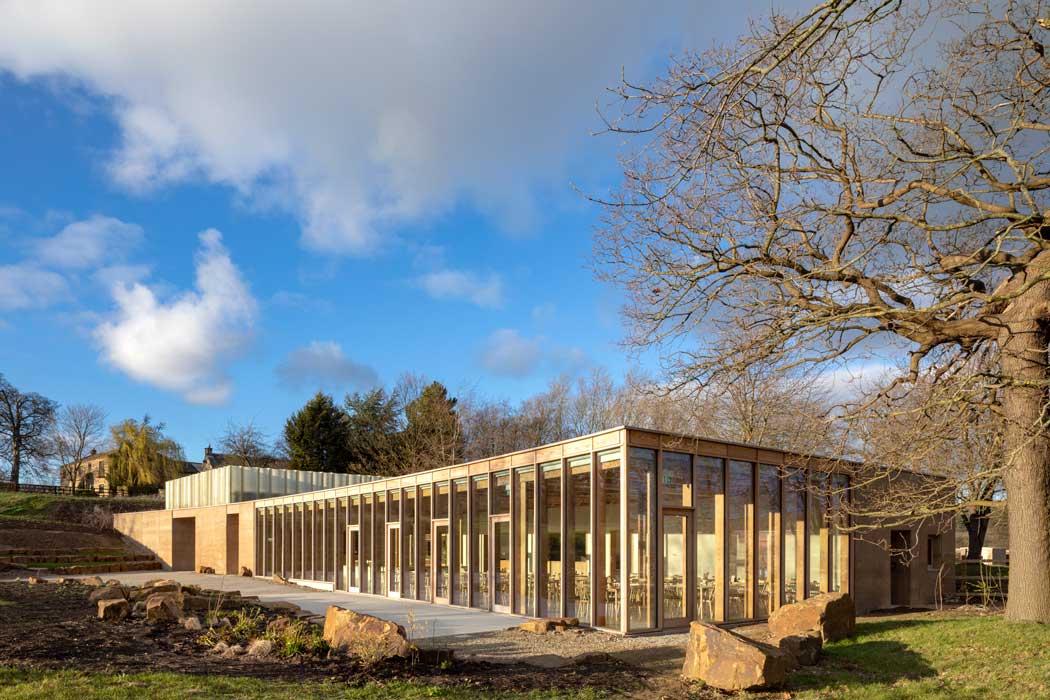 The Weston building contains the park's visitor centre, restaurant and gift shop plus an indoor exhibition space. (Photo: © Peter Cook, courtesy YSP)
