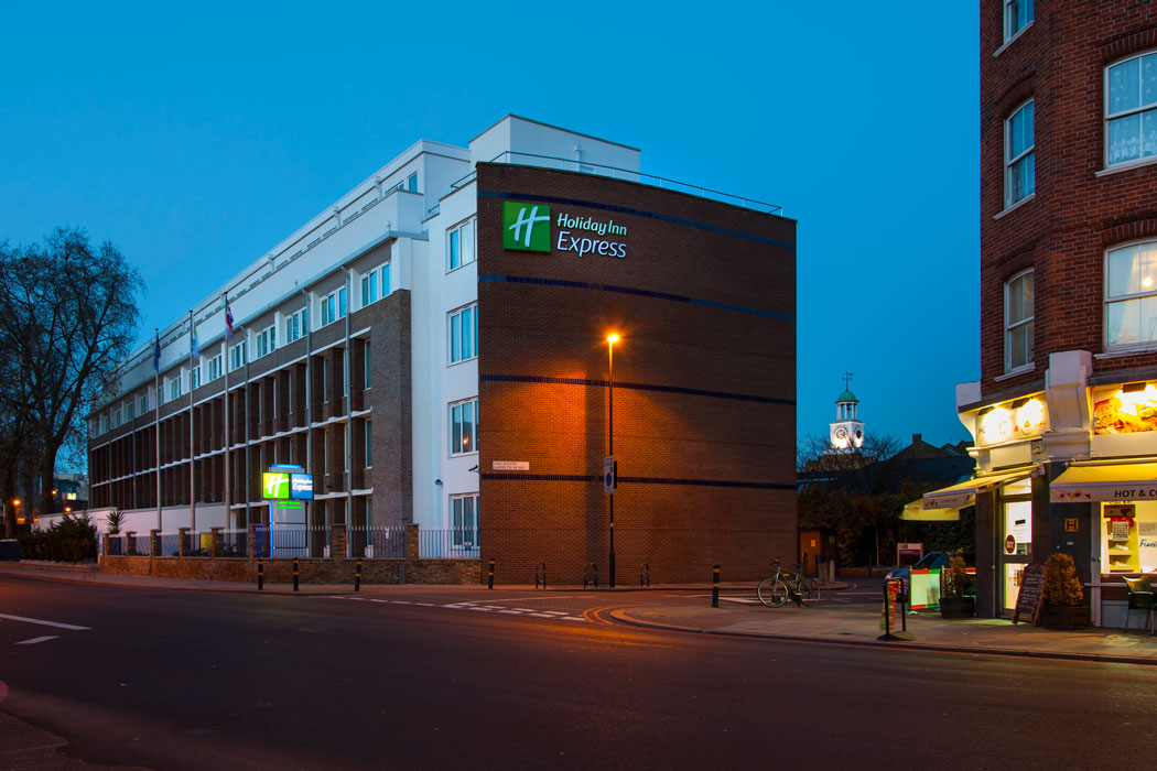 The Holiday Inn Express London – Vauxhall Nine Elms hotel has easy access to central London but it is not as well-located as other hotels elsewhere in London. (Photo: IHG Hotels & Resorts)