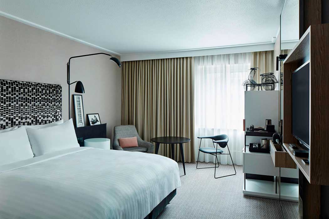 A king guest room at the London Marriott Hotel Maida Vale. (Photo: Marriott)