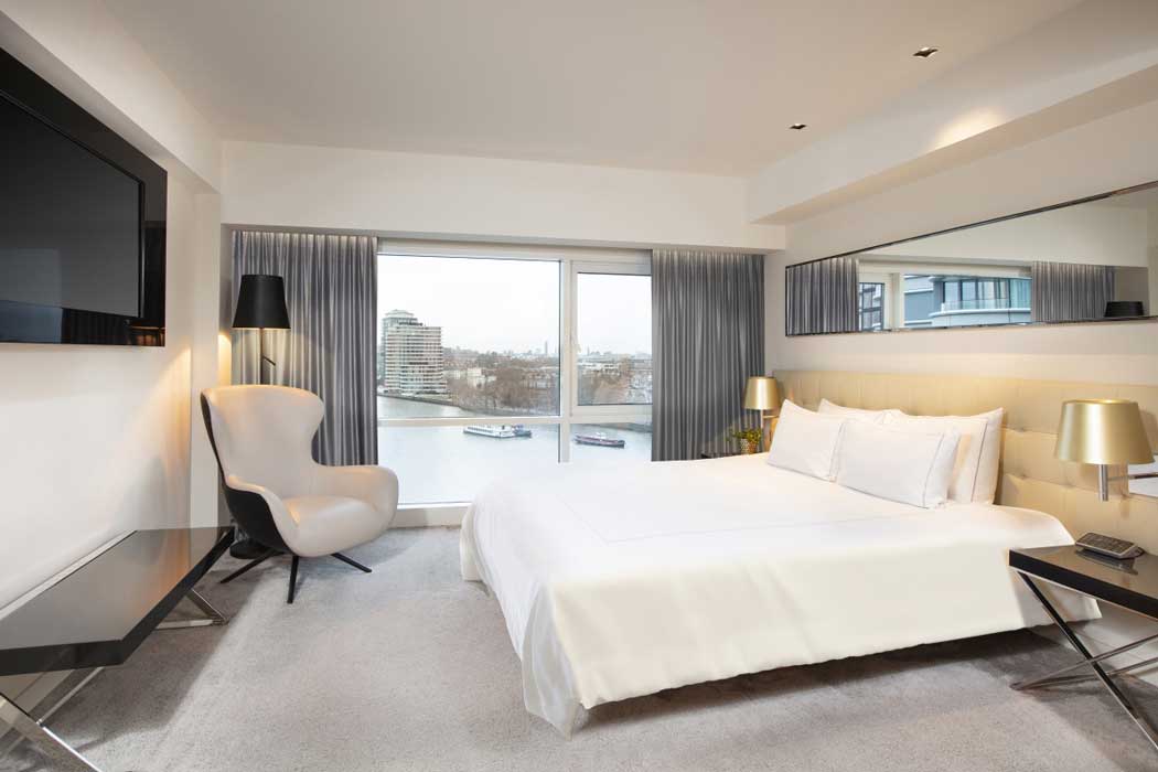 A guest room inside the Park Plaza London Riverbank hotel in London. (Photo: PPHE Hotel Group)