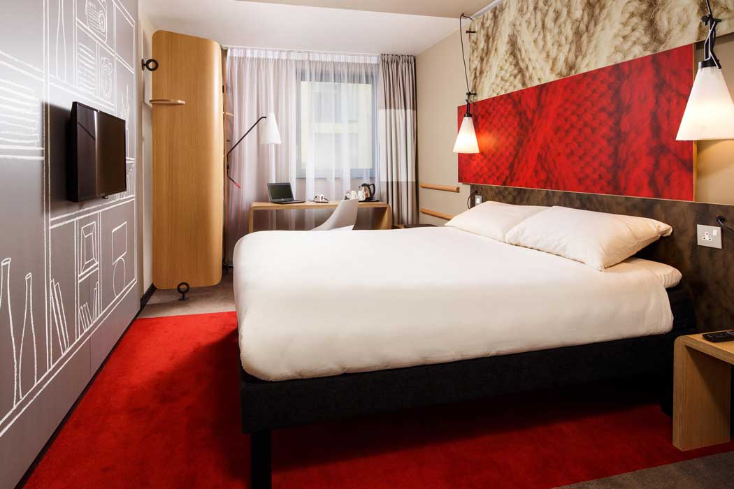 A double room at the ibis London City - Shoreditch hotel. (Photo: ALL – Accor Live Limitless)