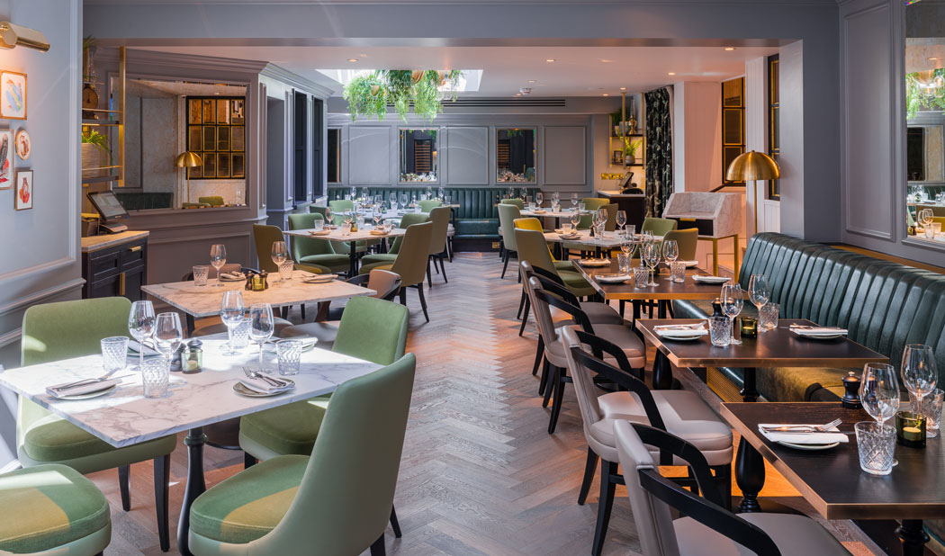 The hotel's restaurant, Hans' Bar & Grill, is a sophisticated place to eat and it is a big step up from your average hotel restaurant. (Photo: 11 Cadogan Gardens)