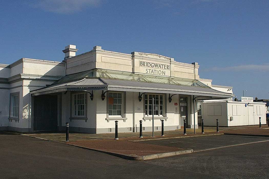 Bridgwater railway station in Bridgwater, Somerset. (Photo: mattbuck [CC BY-SA 3.0])