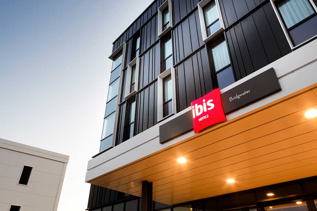The ibis Bridgwater hotel is a modern hotel that offers a high standard of accommodation for a reasonable price; however, its location on the edge of town means that it is best suited if you're driving. (Photo: ALL – Accor Live Limitless)
