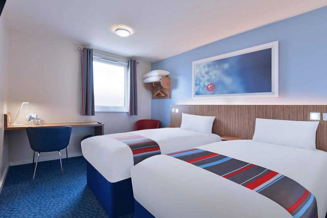 A twin room. (Photo © Travelodge)