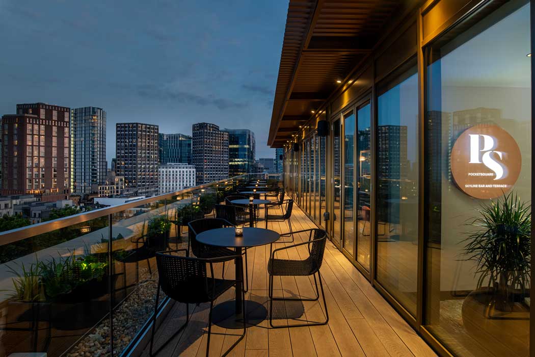 Pocketsquare is the hotel's small rooftop bar, which offers views of Canary Wharf. (Photo: Hyatt)