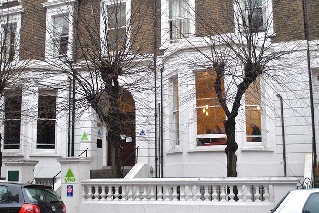 YHA London Earls Court is a clean youth hostel on a quiet street in Earls Court with easy access to central London. It is a great option for backpackers looking for a cheap accommodation option in London. 