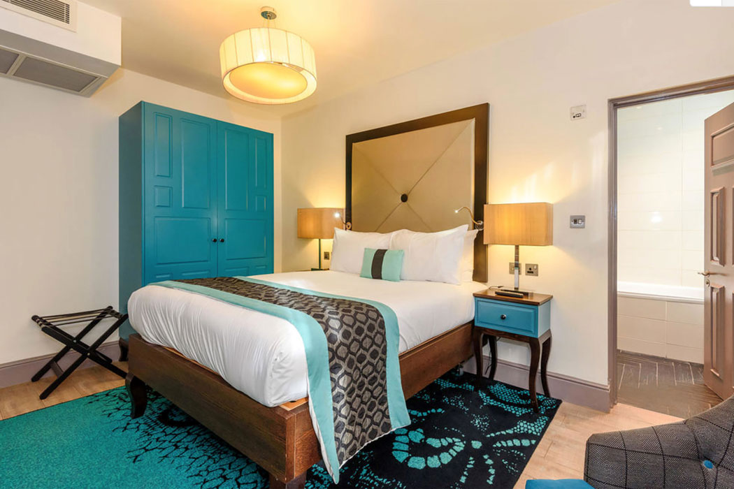 The Hotel Indigo London Kensington offers a high standard of accommodation with more character than you would expect from a chain hotel. It has a nice location in Earls Court with easy access to central London. (Photo: IHG Hotels & Resorts)