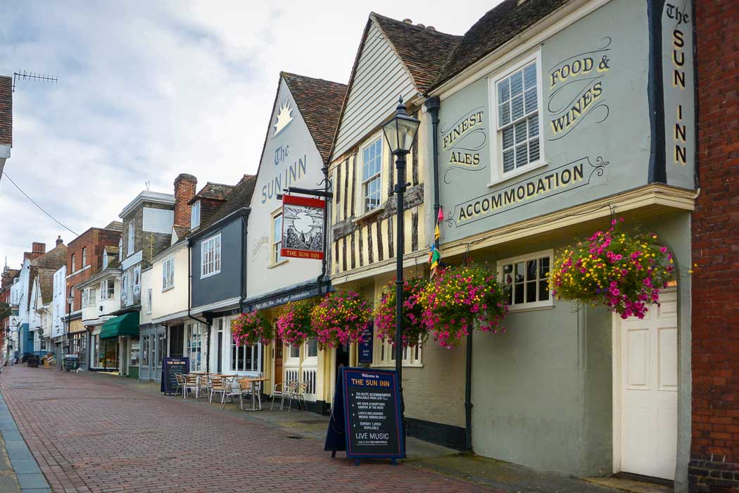 The Sun Inn is a 14th-century pub in the historic centre of Faversham, which also offers accommodation in 12 well-appointed rooms. 