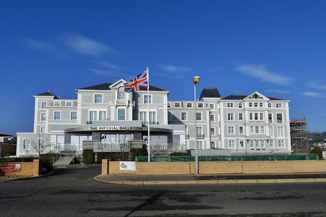 The Hythe Imperial Hotel is a four-star hotel with a rich history dating back to the 18th century. It is set on 17.8ha (44 acres) of land and offers views of the English Channel. (Photo: Michael Garlick [CC BY-SA 2.0])