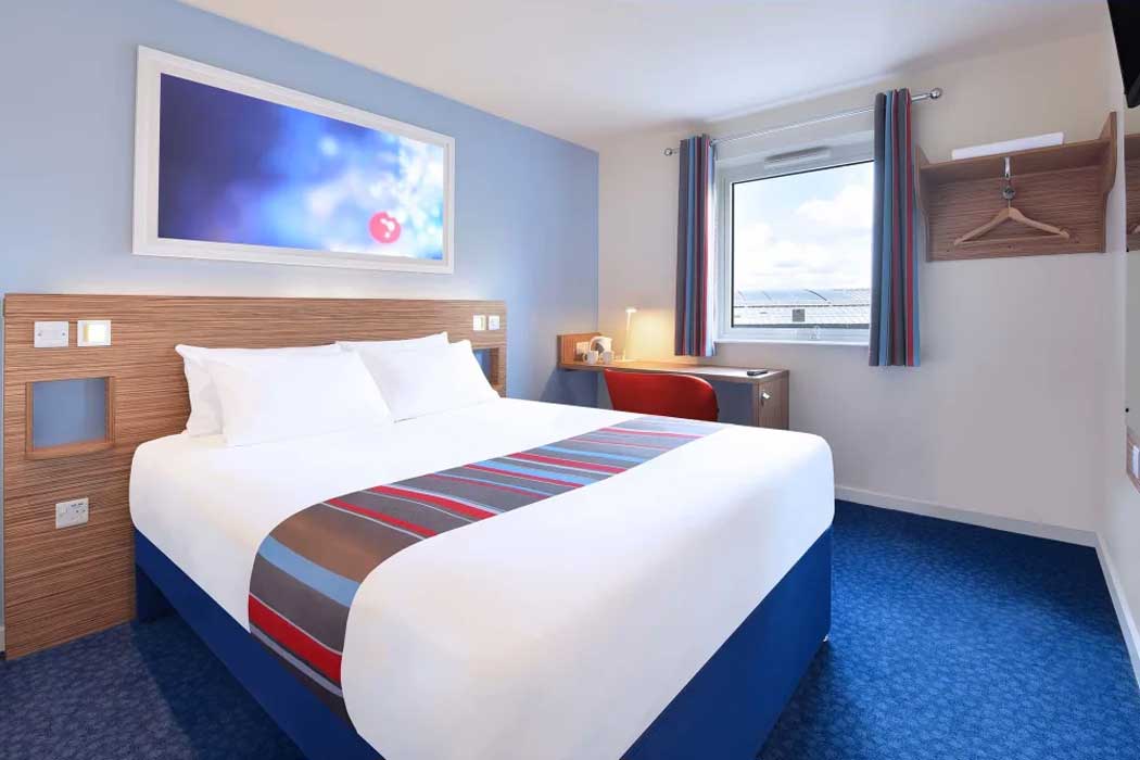 A double room at the Travelodge Maidstone Central hotel. (Photo © Travelodge)