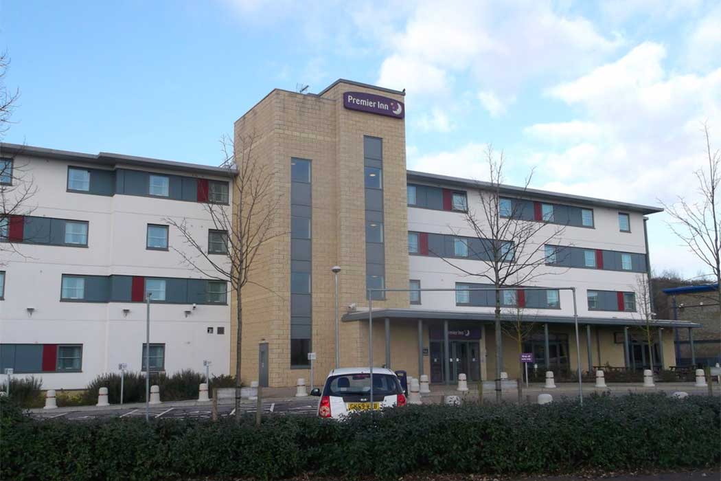 The Premier Inn Rochester hotel is a modern hotel offering a high standard of accommodation for a reasonable price but its location near Junction 2 of the M2 means that it is best suited if you’re driving. (Photo: David Anstiss [CC BY-SA 2.0])