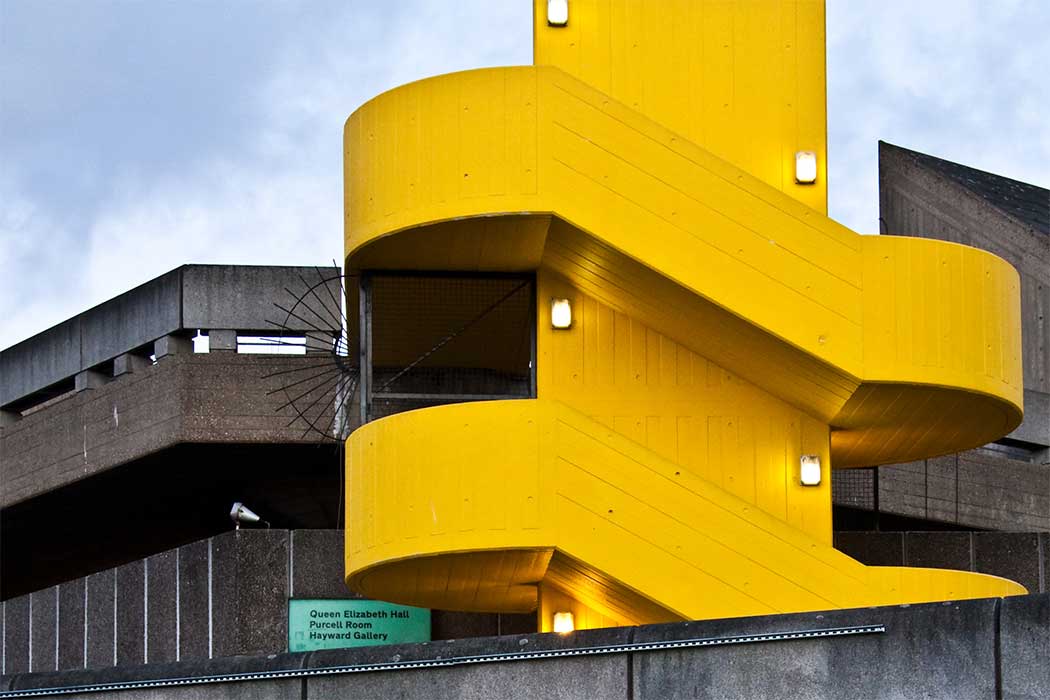 The yellow staircase at the Southbank Centre, leading to the Hayward Gallery. (Photo: Garry Knight [CC BY-SA 2.0])