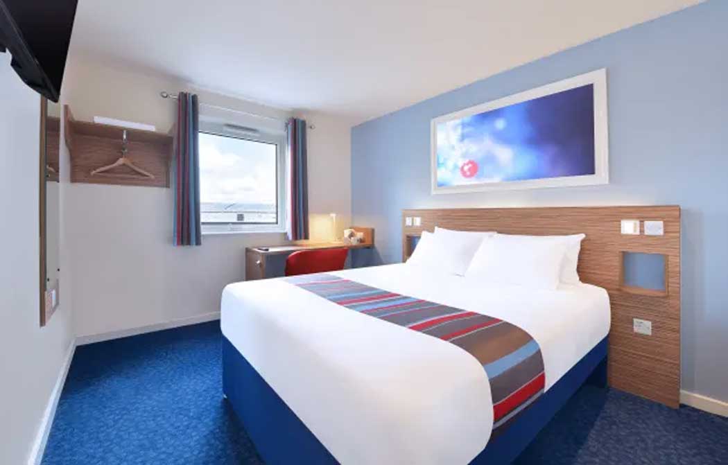 A standard double room at the Travelodge Sandwich hotel. (Photo © Travelodge)