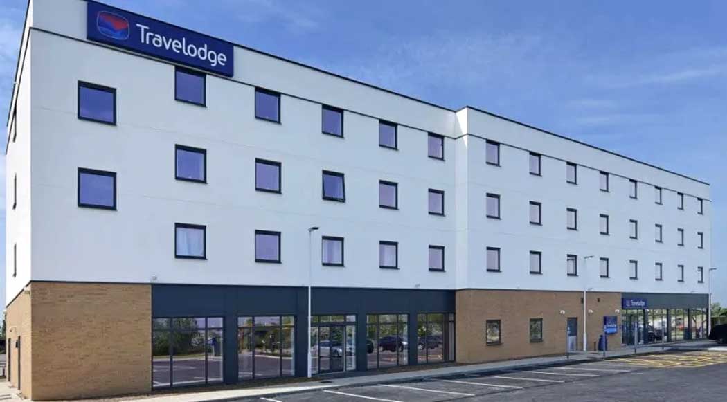 Travelodge Sandwich is a modern budget hotel near an office park, around 2km (1¼ miles) north of the town centre. It is a relatively new hotel, but not so new as to sport Travelodge’s new room design. (Photo: Travelodge)