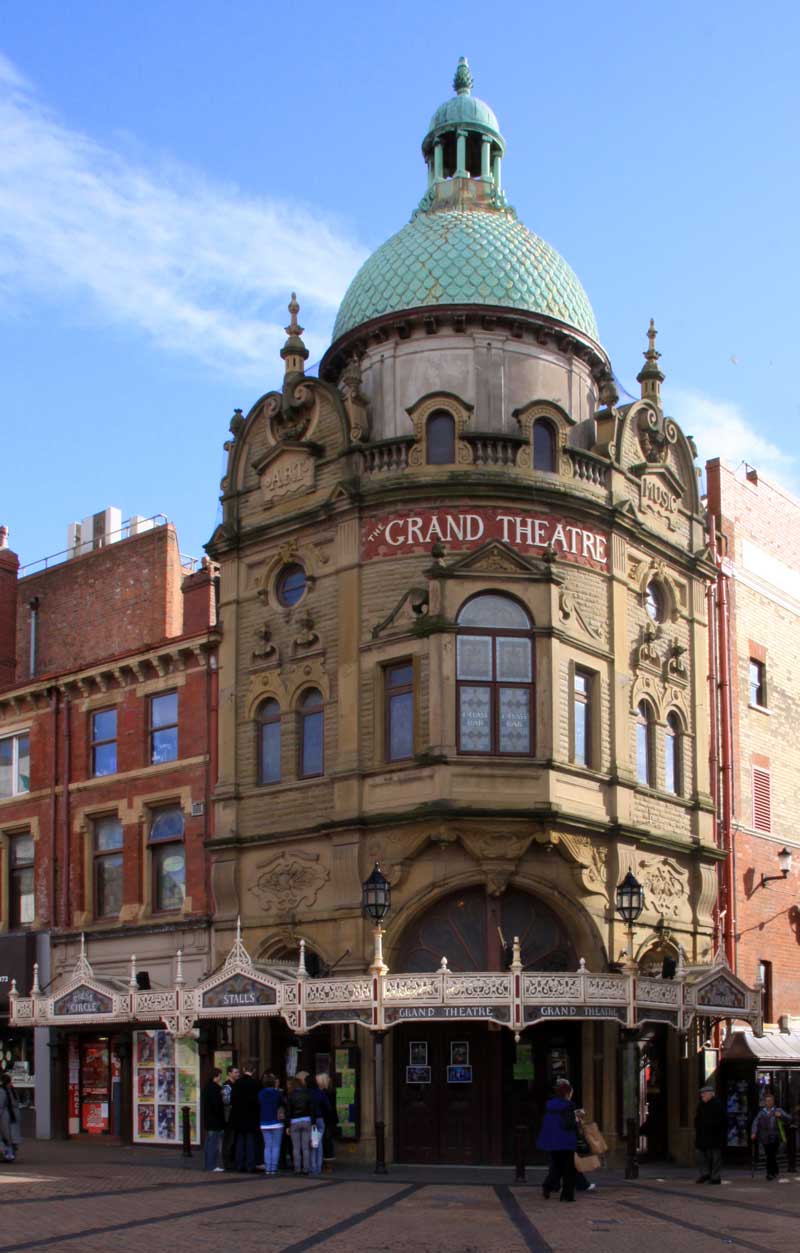 Blackpool’s Grand Theatre is one of England’s most notable historic theatres. (Photo: Tony Hisgett [CC BY-SA 2.0])