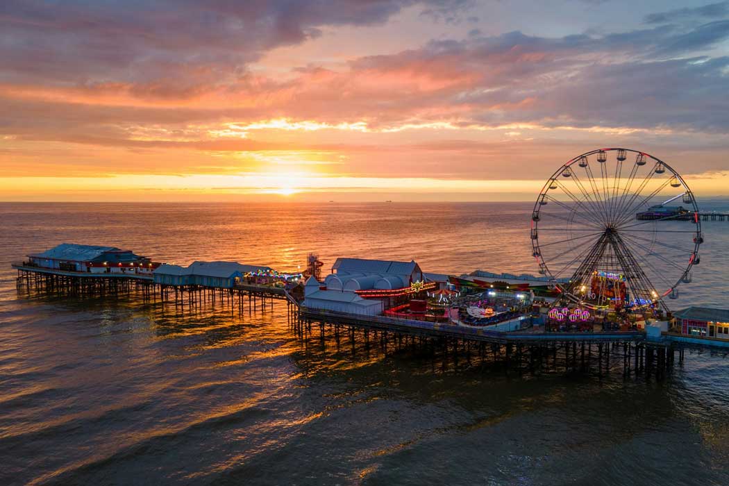 Blackpool’s Central Pier has a central location close to Madame Tussauds and the SEA LIFE aquarium. (Photo by Mark McNeill on Unsplash)