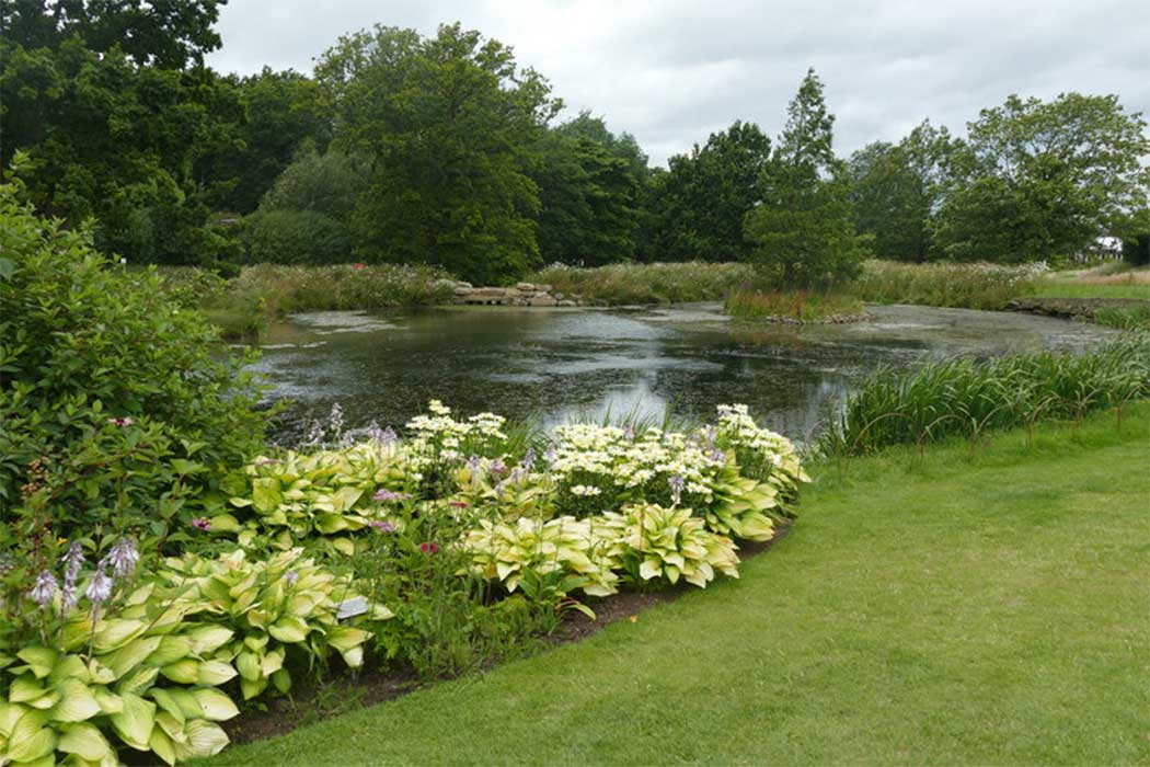Queen Mother’s Lake at RHS Garden Harlow Carr (Photo: Graham Hogg [CC BY-SA 2.0])