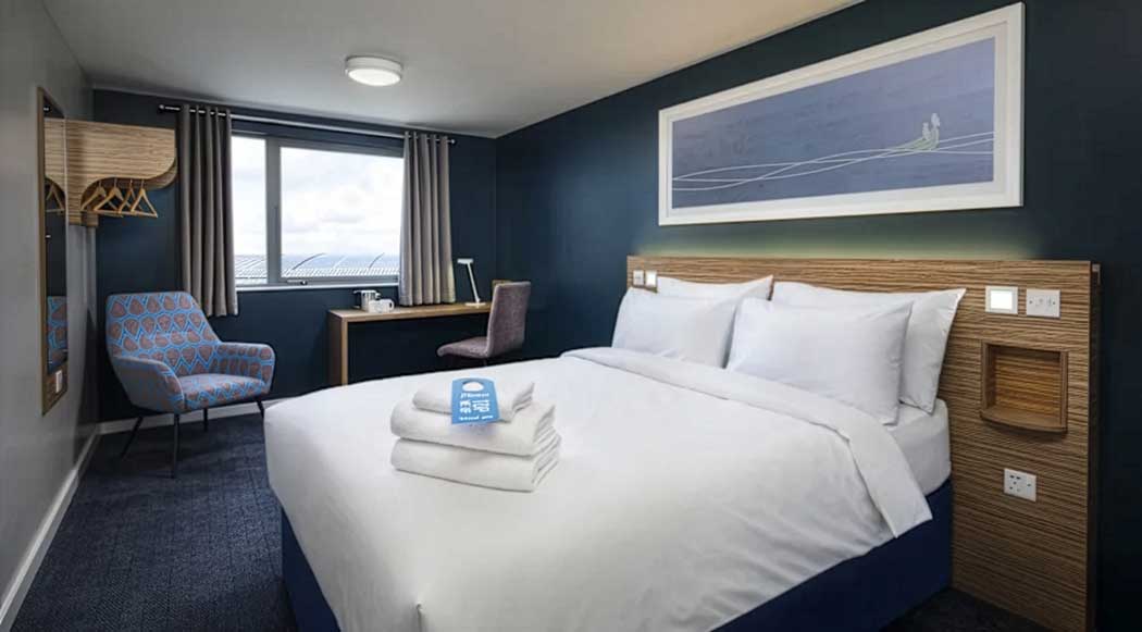 Rooms at the Travelodge Harrogate West Park hotel feature Travelodge’s new room design and, as such, it offers a higher standard of accommodation than an older Travelodge hotel. (Photo © Travelodge)