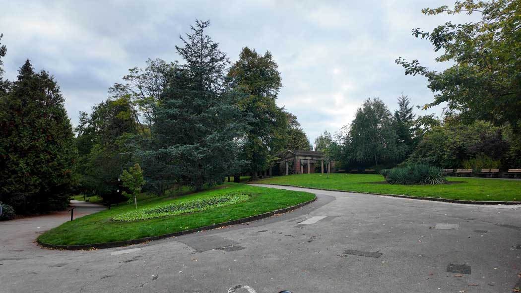 The main entrance to Valley Gardens. (Photo © 2025 Rover Media)